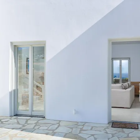 Summera Family House