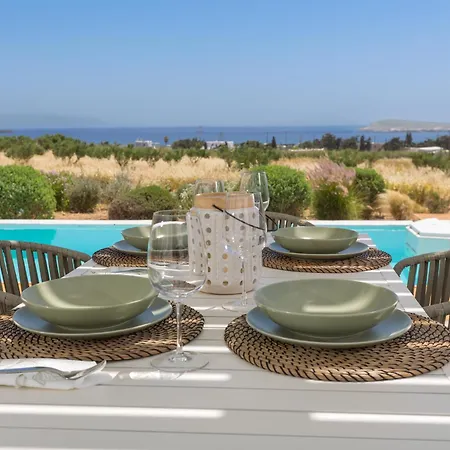 Summera Family House 別荘 ドリオス