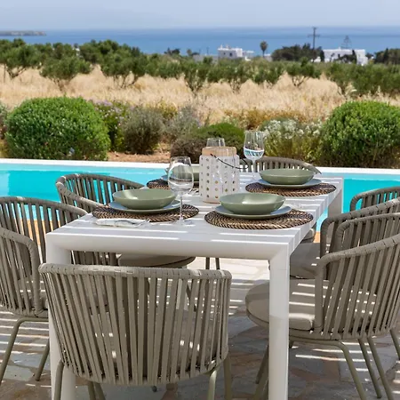 Summera Family House 別荘 ドリオス